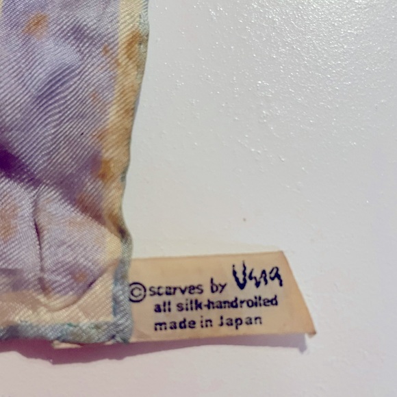 1960’s Vintage Vera Neumann Silk Scarf - Picture 6 of 8